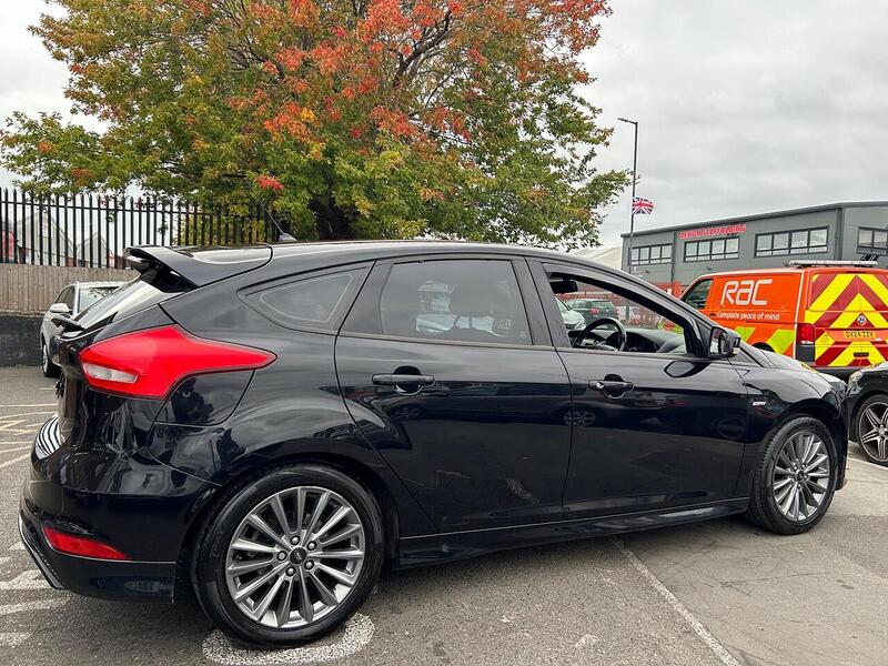 Used Ford Focus 2018 for sale - 76197313: Photo 12