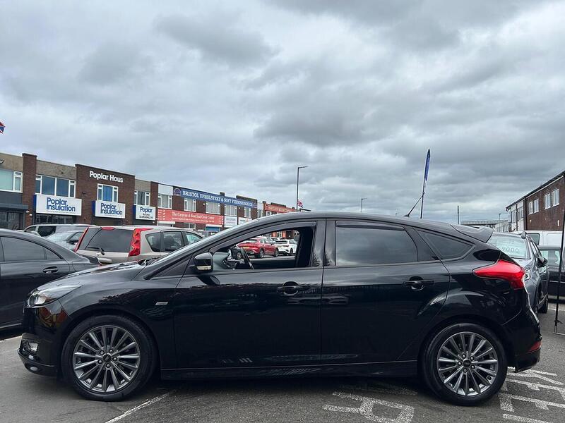 Used Ford Focus 2018 for sale - 76197313: Photo 5