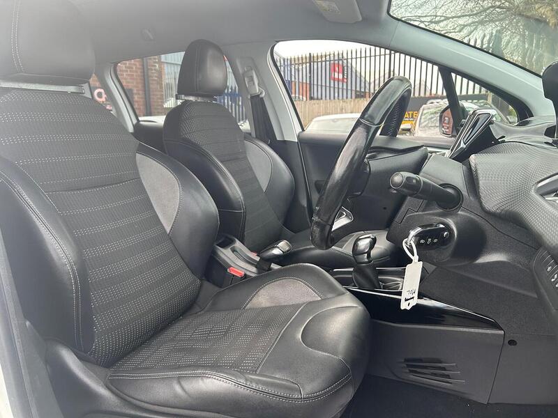 Used Peugeot 2008 2016 for sale - 77196473: Photo 19