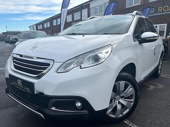 Used Peugeot 2008 2016 for sale - 77196473: Photo