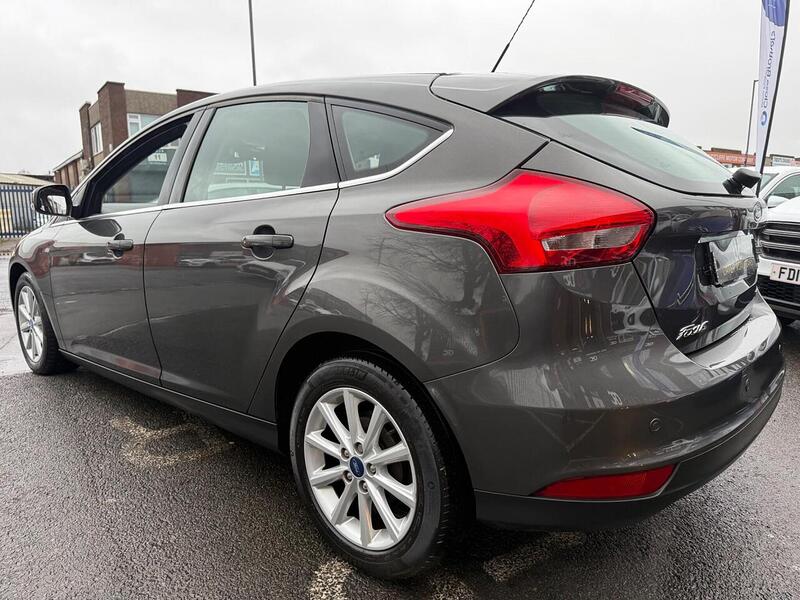 Used Ford Focus 2015 for sale - 77452566: Photo 10