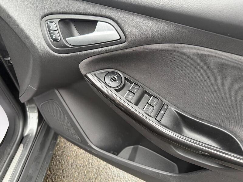 Used Ford Focus 2015 for sale - 77452566: Photo 22