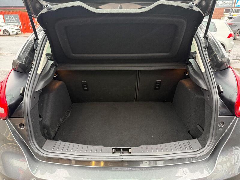 Used Ford Focus 2015 for sale - 77452566: Photo 32