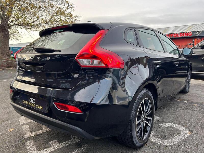 Used Volvo V40 2019 for sale - 76712147: Photo 14