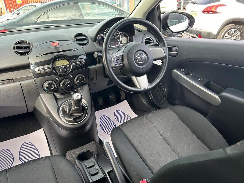 Used Mazda Mazda2 2015 for sale - 76334058: Photo 24