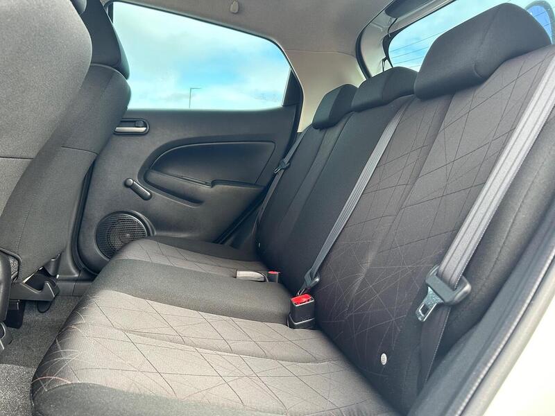 Used Mazda Mazda2 2015 for sale - 76334058: Photo 29