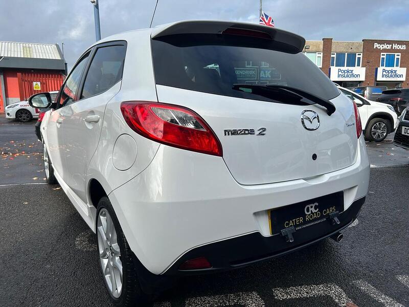 Used Mazda Mazda2 2015 for sale - 76334058: Photo 8