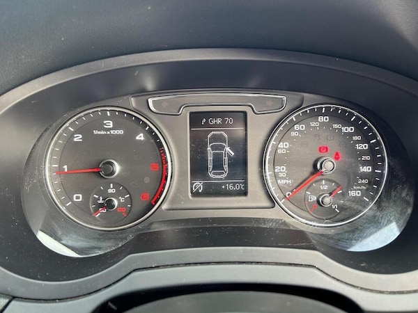 Used Audi Q3 2015 for sale - 76148385: Photo 19