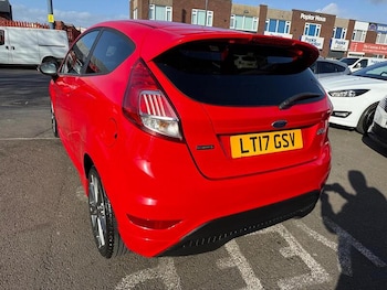 Used Ford Fiesta 2017 for sale - 77821964: Photo