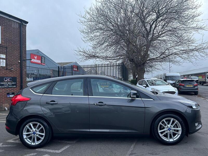 Used Ford Focus 2015 for sale - 77846483: Photo 11
