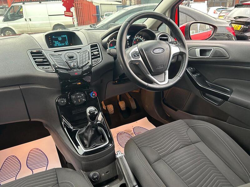 Used Ford Fiesta 2014 for sale - 76884504: Photo 15