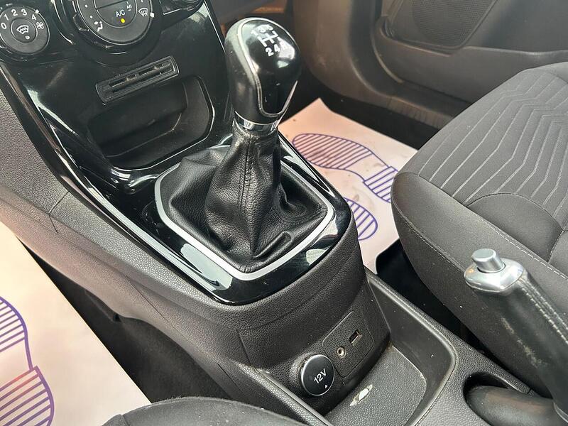 Used Ford Fiesta 2014 for sale - 76884504: Photo 16