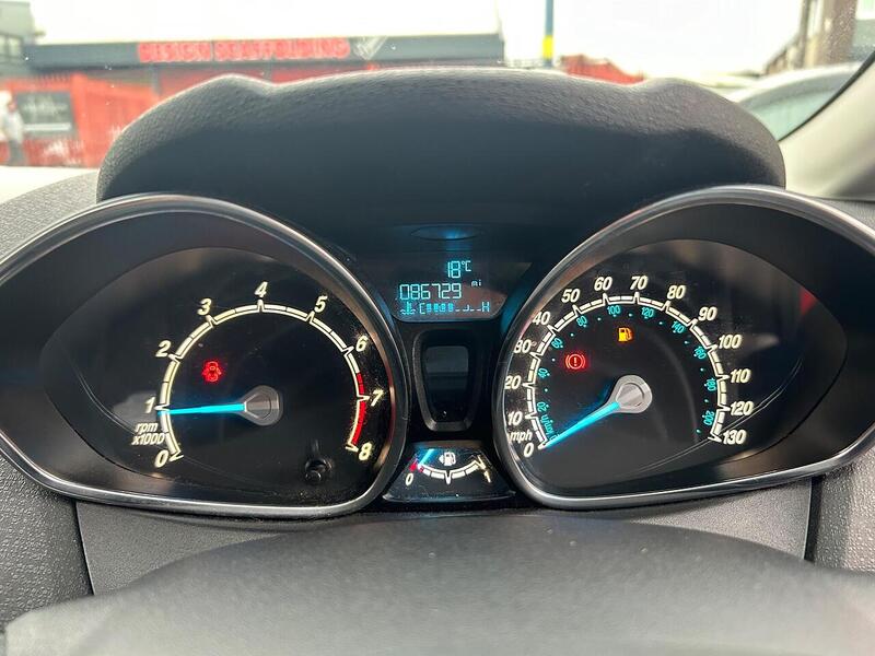 Used Ford Fiesta 2014 for sale - 76884504: Photo 26