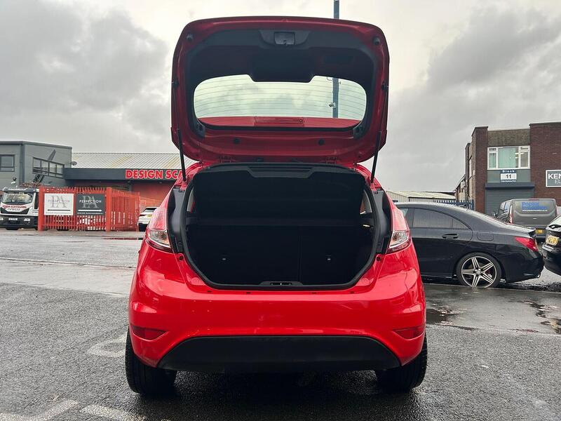 Used Ford Fiesta 2014 for sale - 76884504: Photo 27