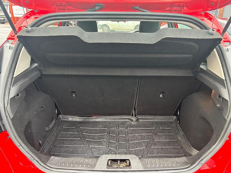 Used Ford Fiesta 2014 for sale - 76884504: Photo 28