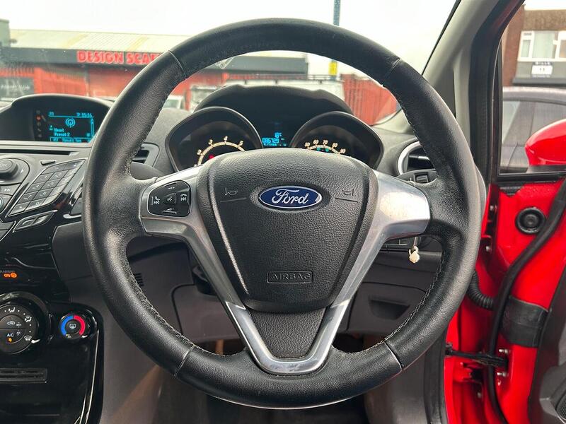 Used Ford Fiesta 2014 for sale - 76884504: Photo 29