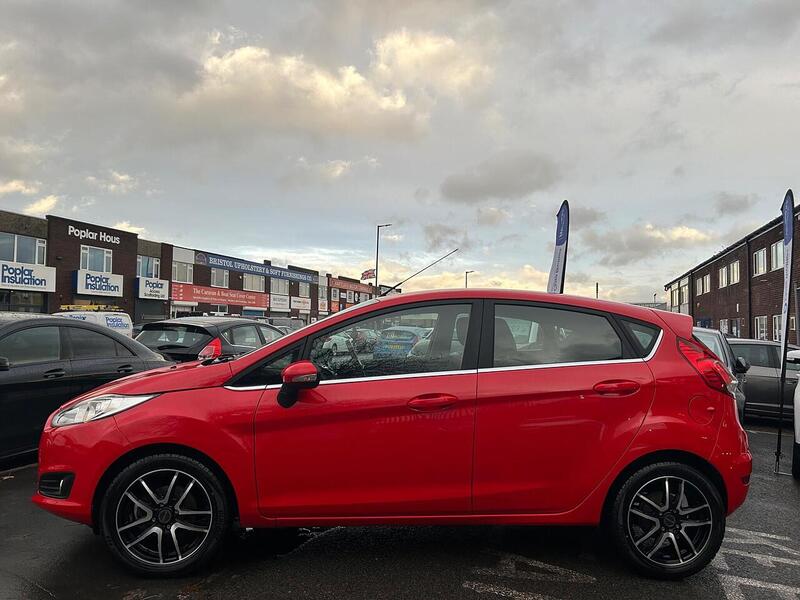 Used Ford Fiesta 2014 for sale - 76884504: Photo 8