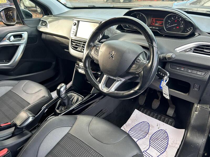 Used Peugeot 2008 2017 for sale - 76334048: Photo 15