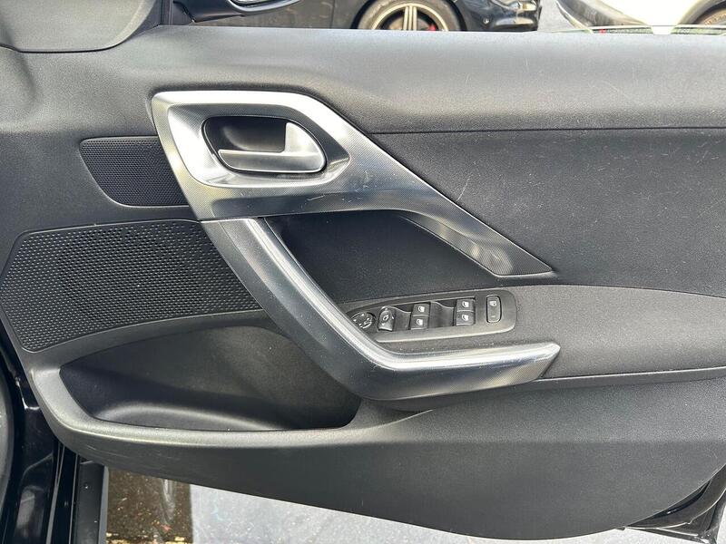 Used Peugeot 2008 2017 for sale - 76334048: Photo 19