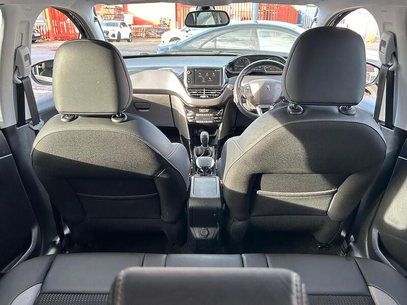 Used Peugeot 2008 2017 for sale - 76334048: Photo 27