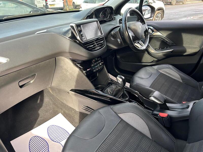 Used Peugeot 2008 2017 for sale - 76334048: Photo 35