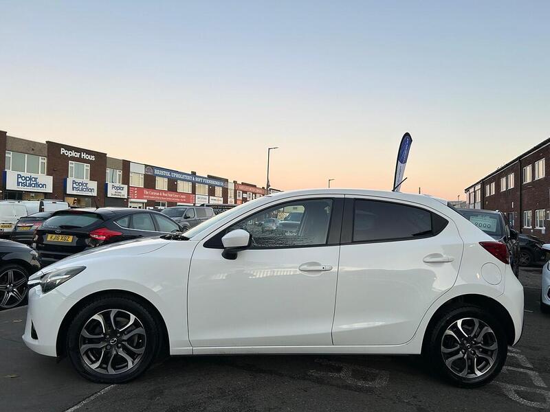 Used Mazda Mazda2 2016 for sale - 76682330: Photo 10