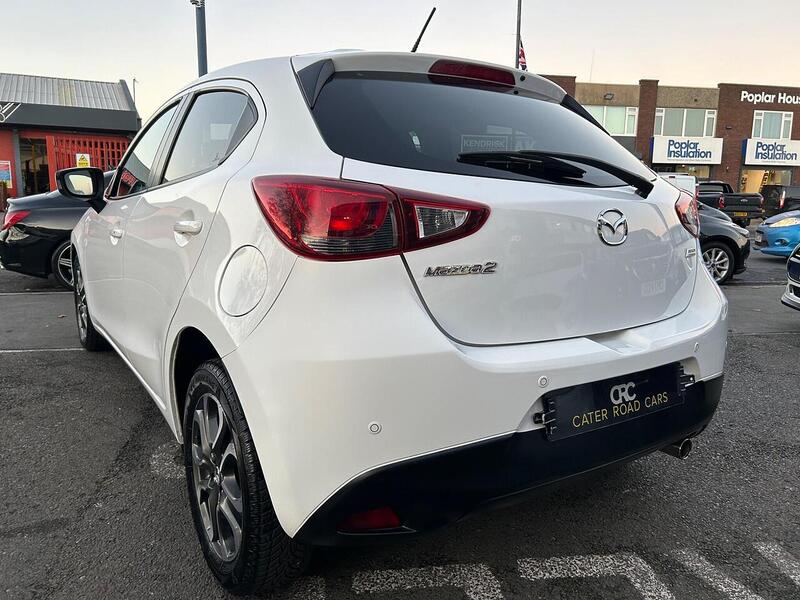 Used Mazda Mazda2 2016 for sale - 76682330: Photo 4