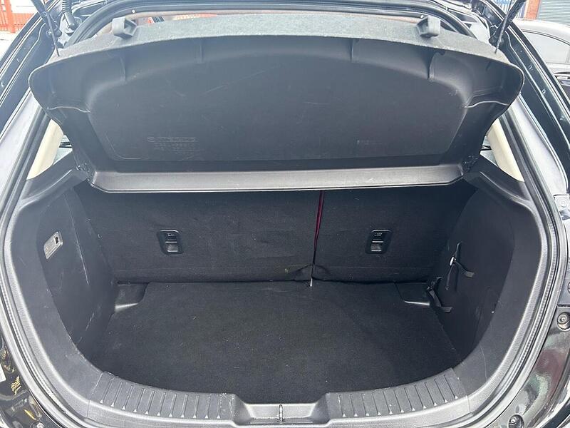 Used Mazda Mazda2 2017 for sale - 76740867: Photo 29