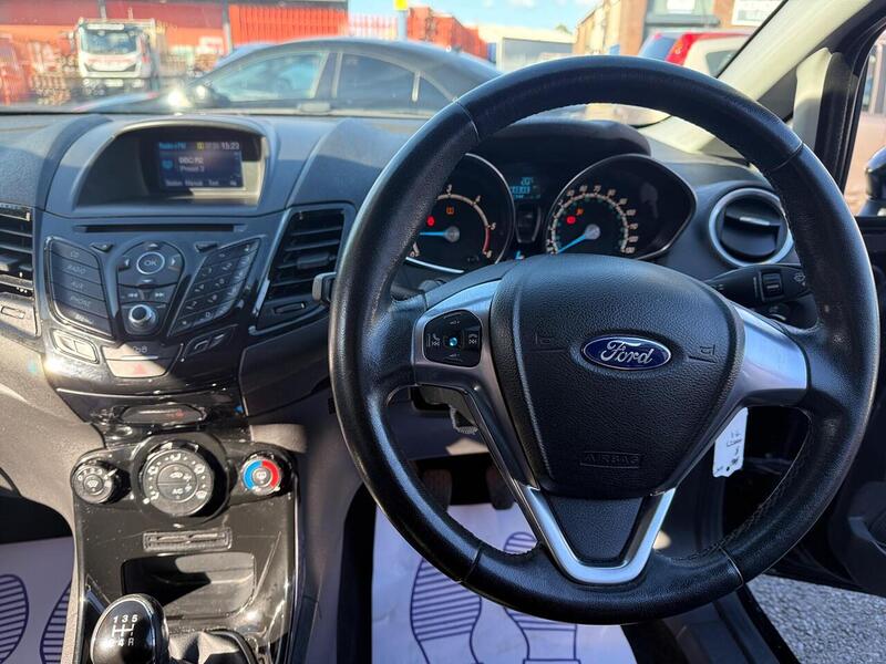 Used Ford Fiesta 2016 for sale - 76069251: Photo 29