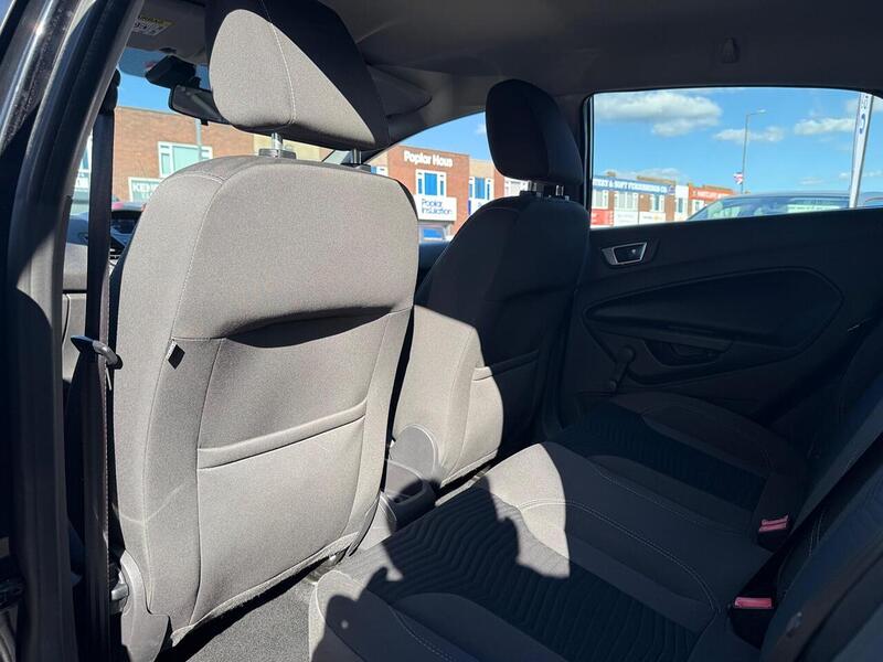 Used Ford Fiesta 2016 for sale - 76069251: Photo 30