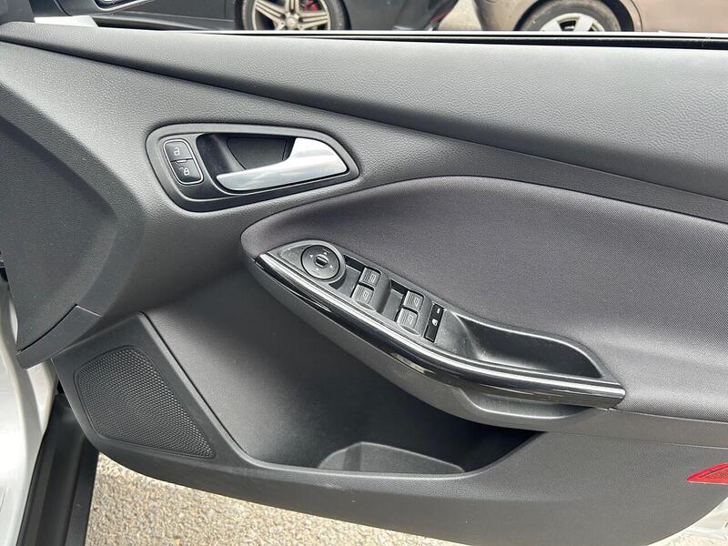 Used Ford Focus 2017 for sale - 76081383: Photo 20