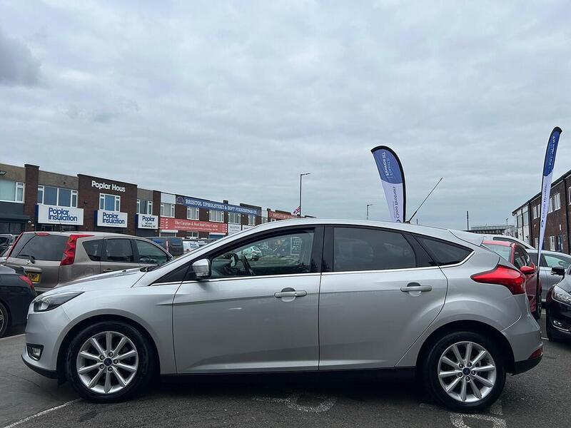 Used Ford Focus 2017 for sale - 76081383: Photo 6