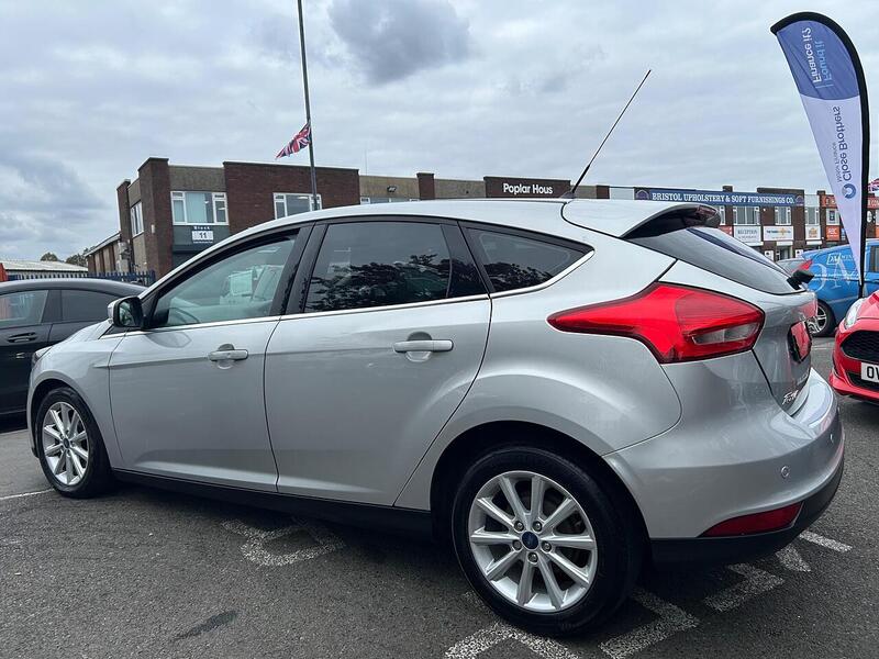 Used Ford Focus 2017 for sale - 76081383: Photo 7