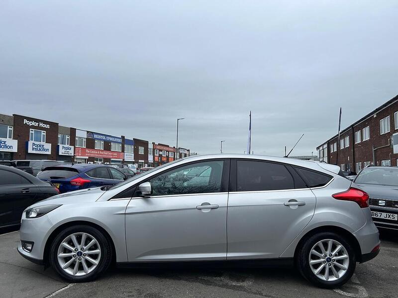 Used Ford Focus 2016 for sale - 77617847: Photo 9