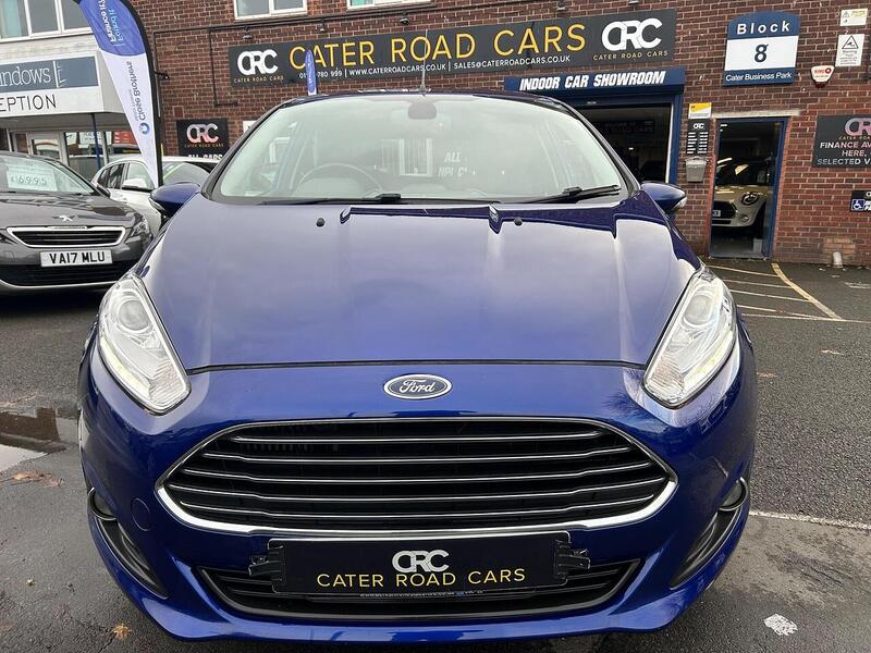 Used Ford Fiesta 2015 for sale - 76808352: Photo 2