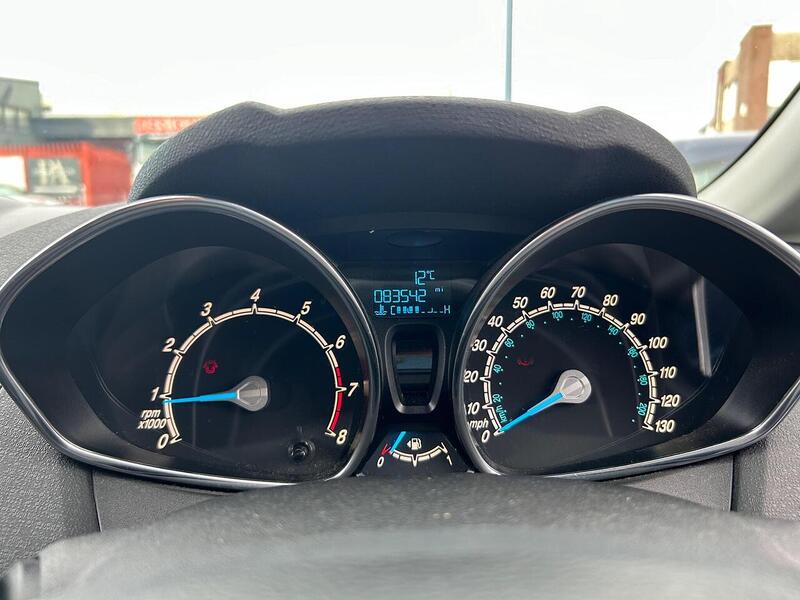 Used Ford Fiesta 2015 for sale - 76808352: Photo 28