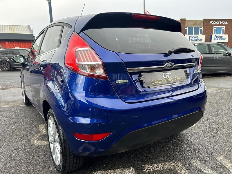 Used Ford Fiesta 2015 for sale - 76808352: Photo 8