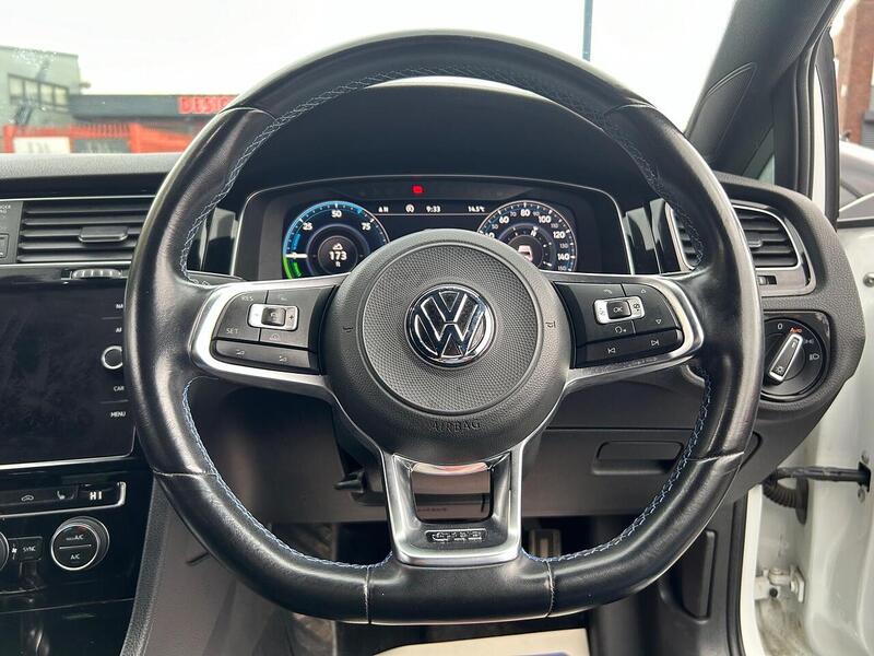 Used Volkswagen Golf 2018 for sale - 76403241: Photo 17