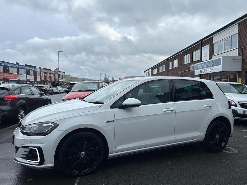 Used Volkswagen Golf 2018 for sale - 76403241: Photo 5