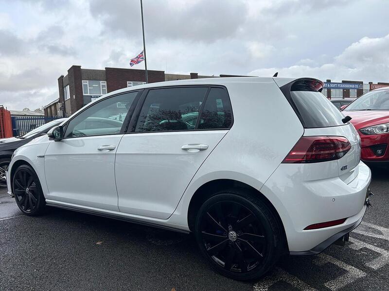 Used Volkswagen Golf 2018 for sale - 76403241: Photo 7