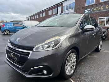Used Peugeot 208 2018 for sale - 76426357: Photo
