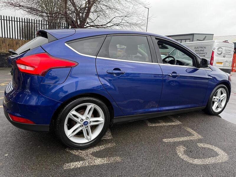Used Ford Focus 2015 for sale - 77452571: Photo 11