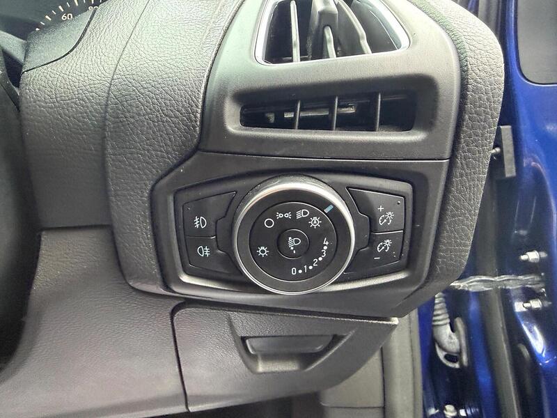 Used Ford Focus 2015 for sale - 77452571: Photo 21