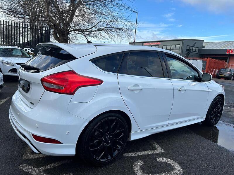 Used Ford Focus 2015 for sale - 76958534: Photo 16