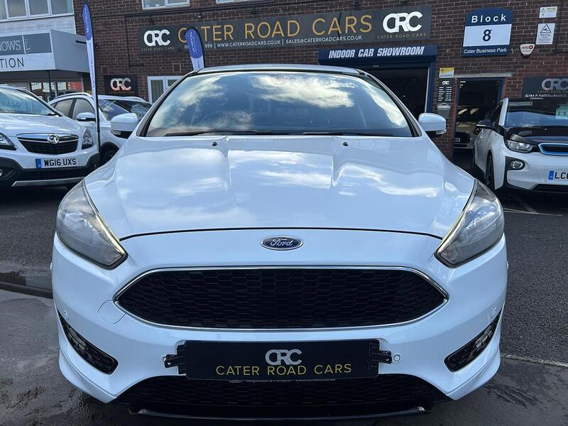 Used Ford Focus 2015 for sale - 76958534: Photo 2