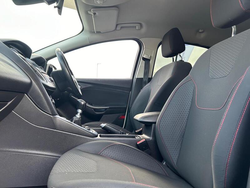 Used Ford Focus 2015 for sale - 76958534: Photo 34