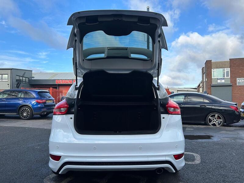 Used Ford Focus 2015 for sale - 76958534: Photo 37