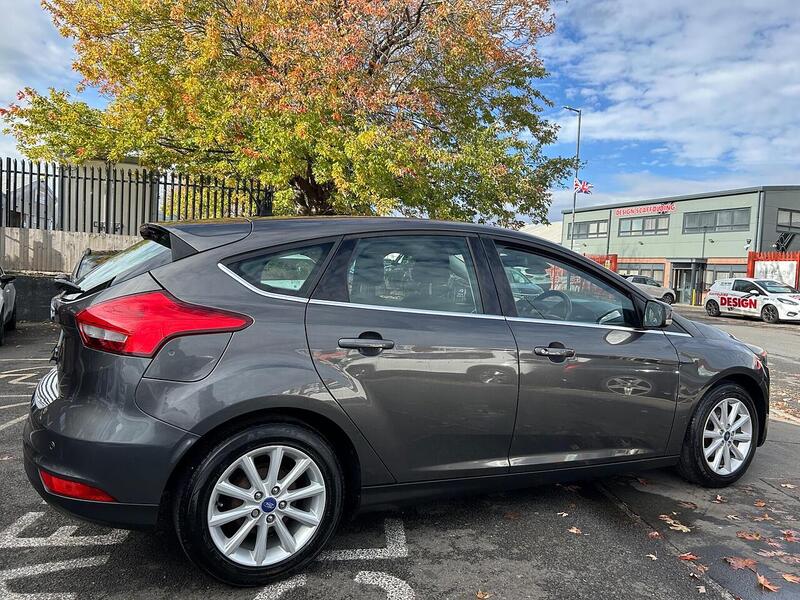 Used Ford Focus 2015 for sale - 76323784: Photo 11