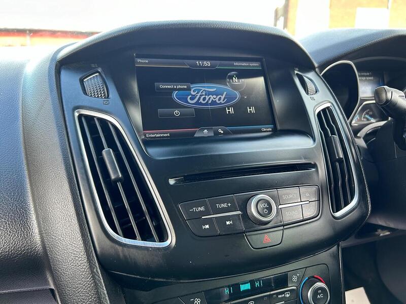 Used Ford Focus 2015 for sale - 76323784: Photo 33
