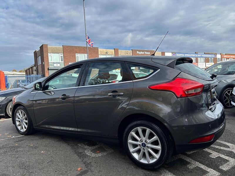 Used Ford Focus 2015 for sale - 76323784: Photo 7